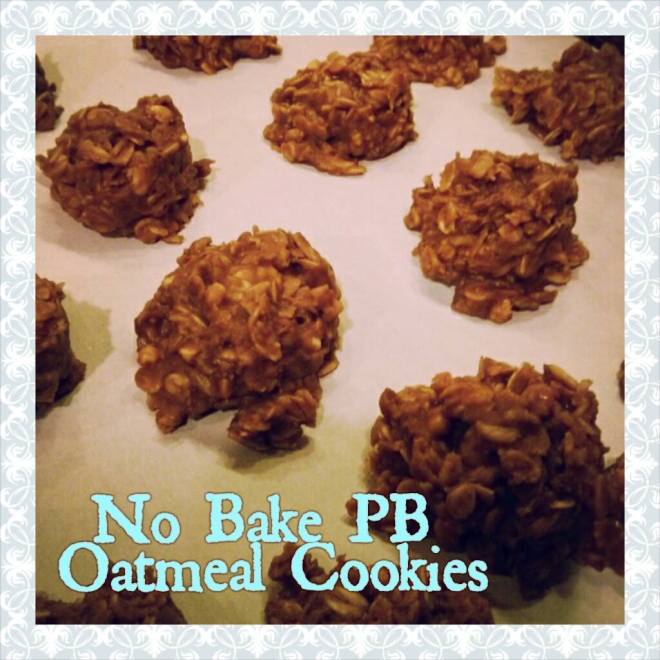 If there's one cookie that reminds me of my childhood this has got to be it! I LOVE these no bake pb coco oat meal cookies! Just how I like a recipe to be... so easy and so delicious! | lookingjoligood.woordpress.com