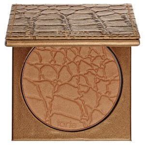 Tarte's Amazonian Clay Waterproof Bronzer in Park Ave Princess | lookingjoligood.wordpress.com