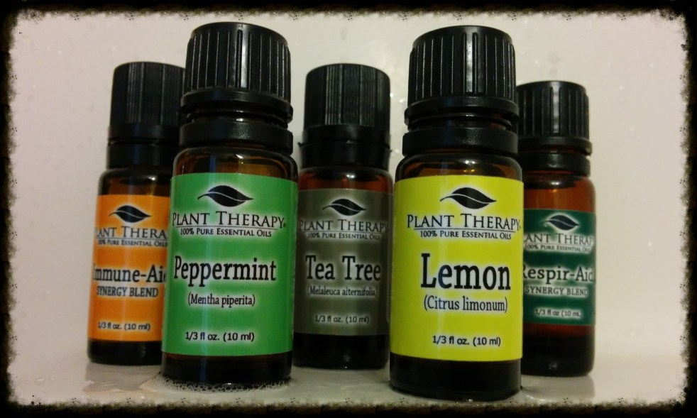 Essential Oils | lookingjoligood.com