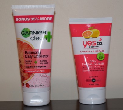 Grapefruit Exfoliating Scrub Comparison | lookingjoligood.wordpress.com