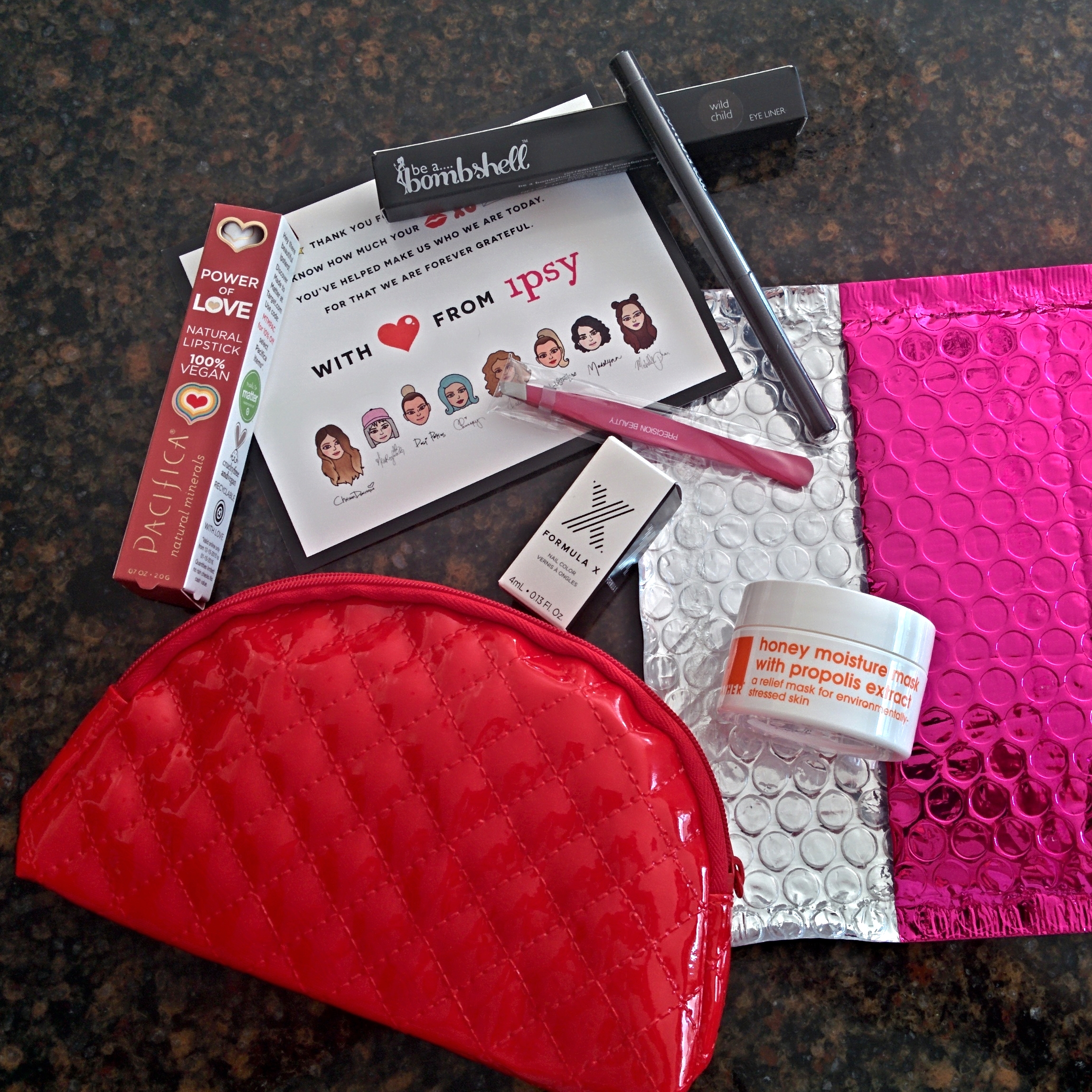 Ipsy December glam bag | lookingjoligood.wordpress.com