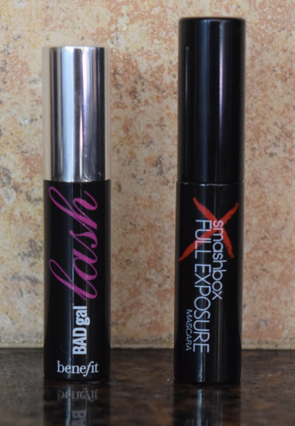 Bad gal lash vs Full Exposure Mascara | lookingjoligood.wordpress.com