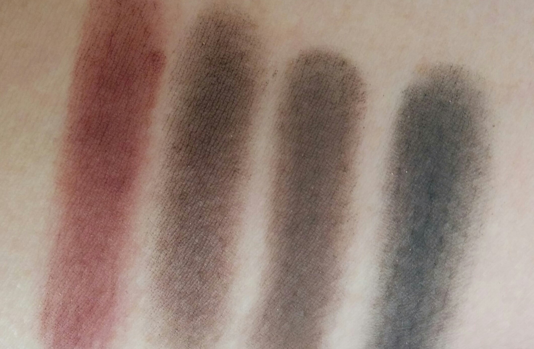 Au Naturel 754A Nude Awakening Palette | lookingjoligood.wordpress.com