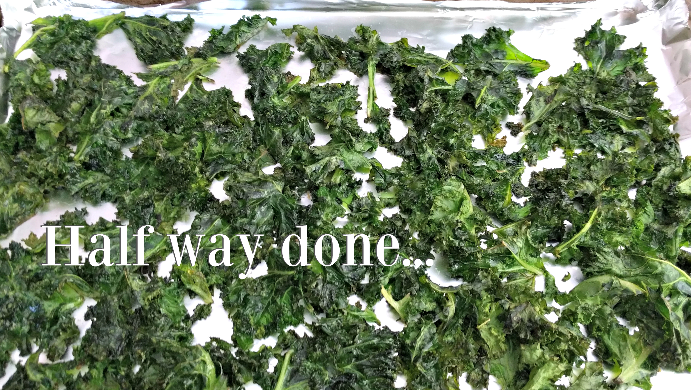 Baked Kale Chips | lookingjoligood.wordpress.com