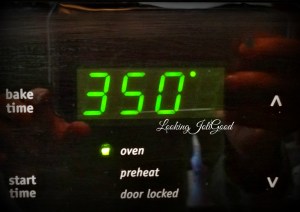 Baked Kale Chips | lookingjoligood.wordpress.com