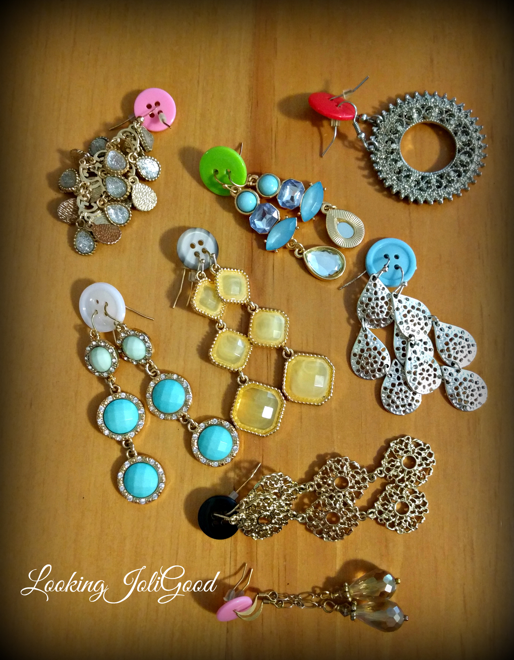 TipTuesday earring organization | lookingjoligood.wordpress.com