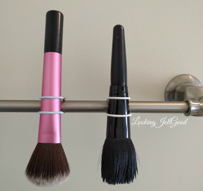 drying brushes | lookingjoligood.blog