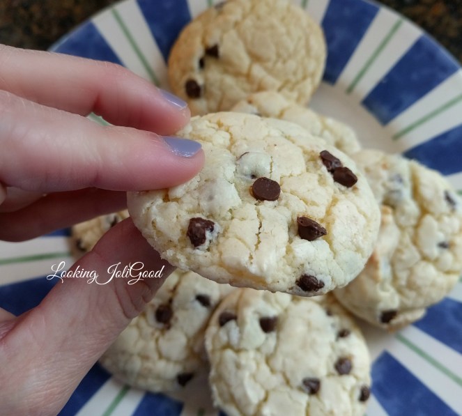 super simple cake mix cookies | lookingjoligood.blog