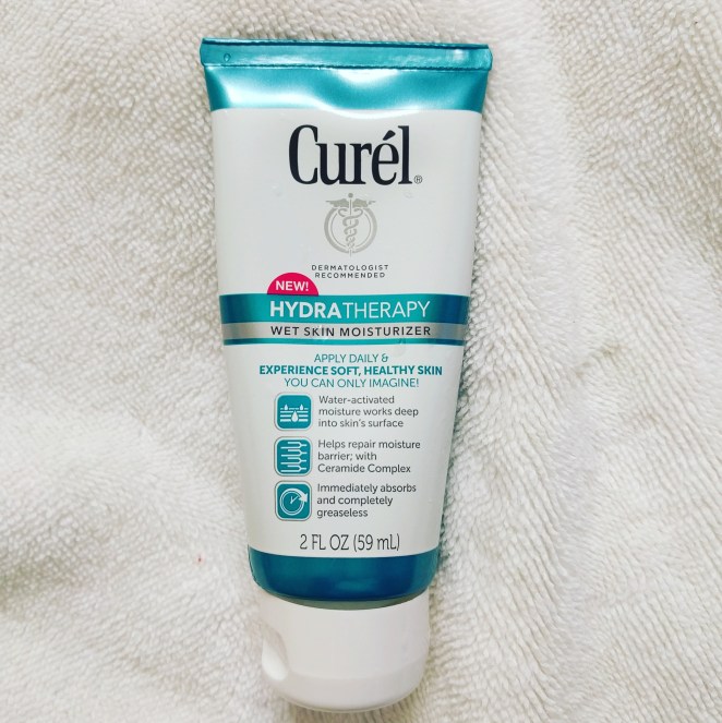 Curél Hydrotherapy Wet Skin Moisturizer Review | lookingjoligood.blog