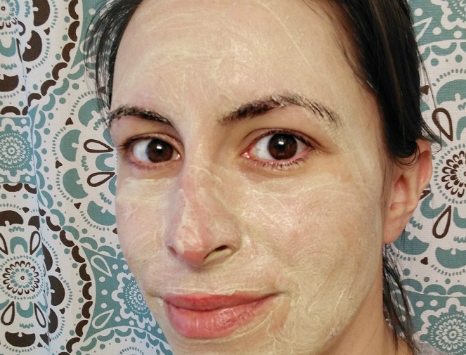 face mask | lookingjoligood.blog