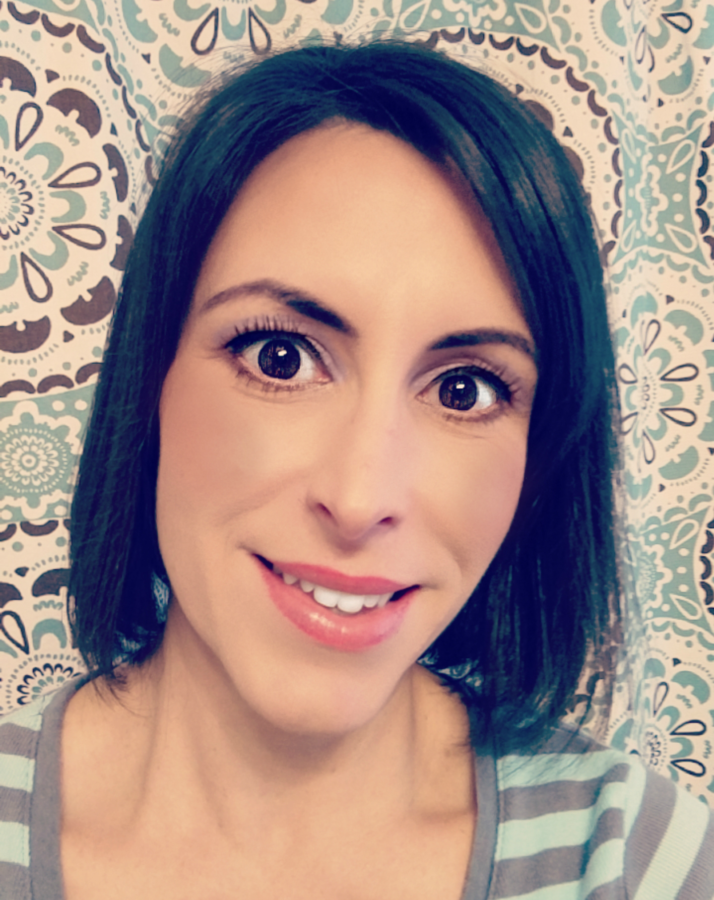 Laura Joli | lookingjoligood.blog