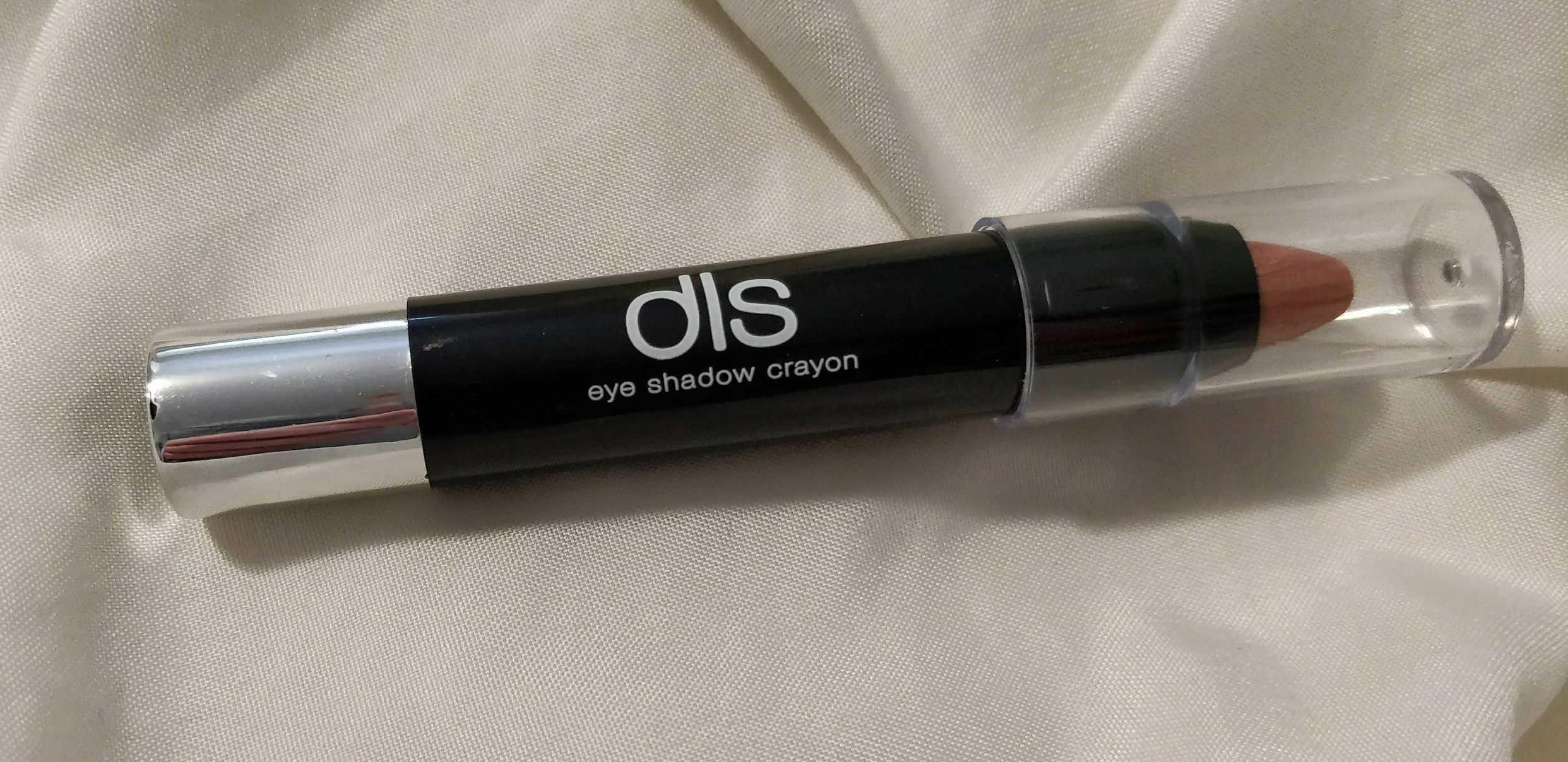 dls crayon Boxy Charm October 2017 Spellbound | lookingjoligood.blog