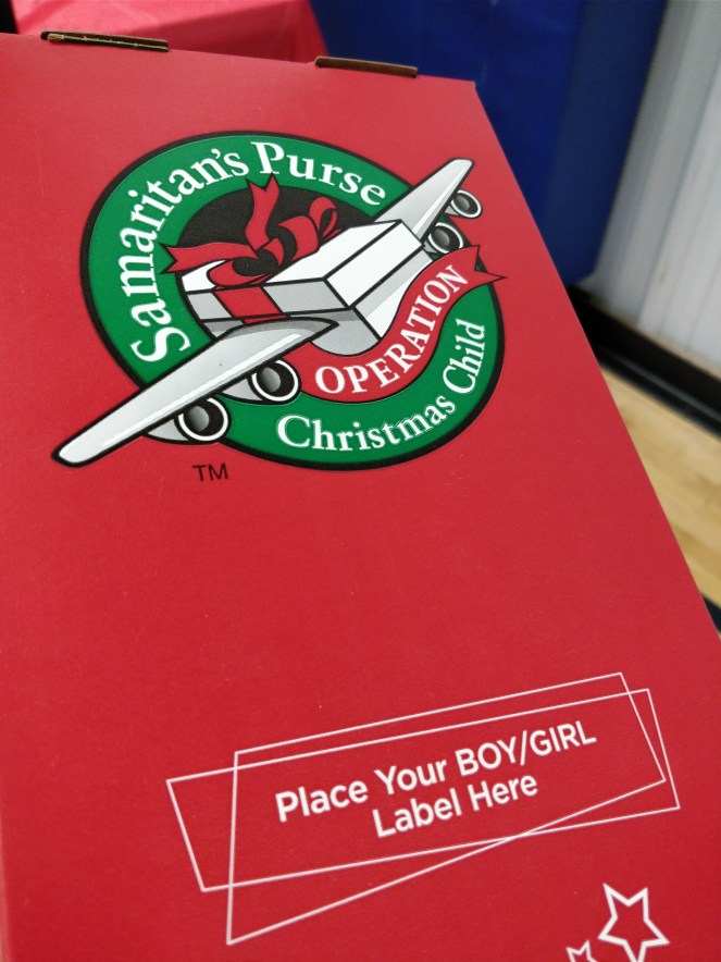Operation Christmas Child | lookingjoligood.blog