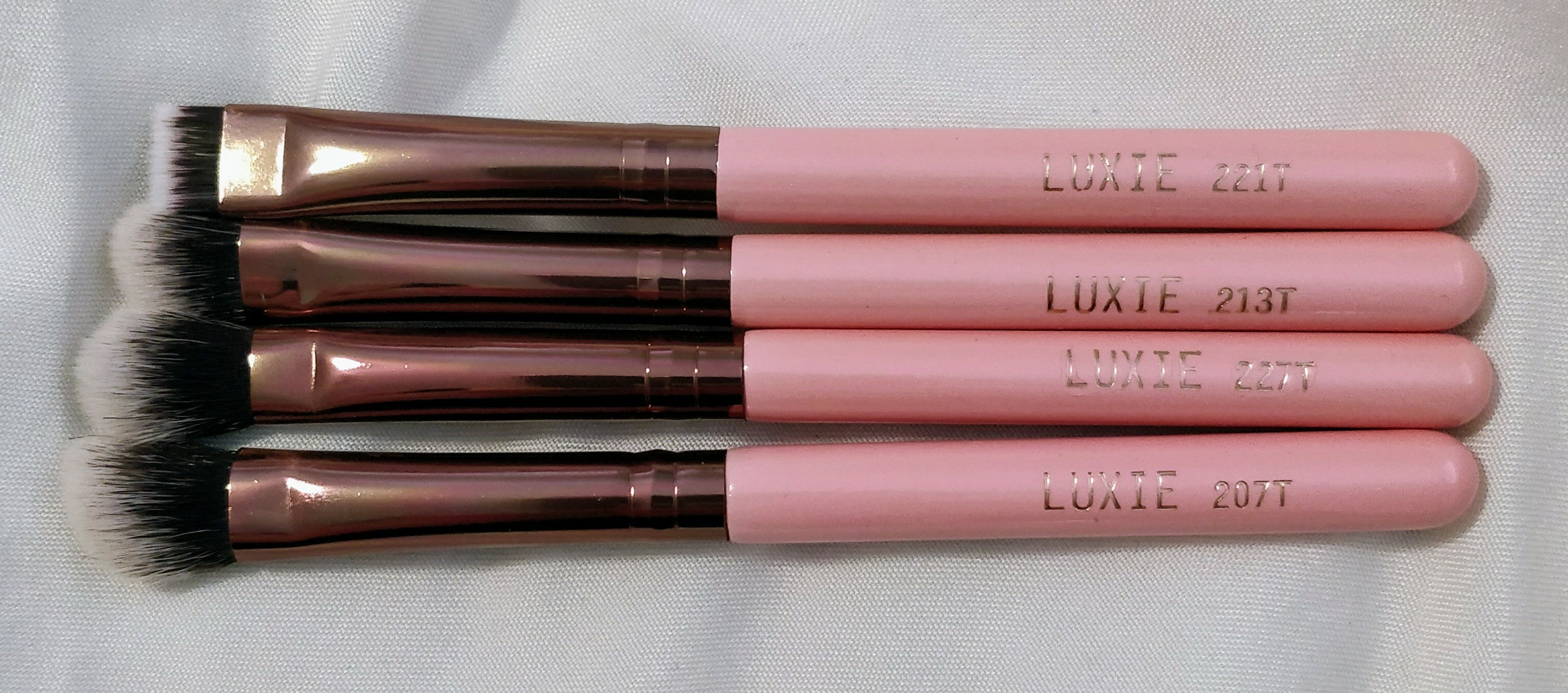 luxie brushes Boxy Charm November 2017 Sweater Weather | lookingjoligood.blog
