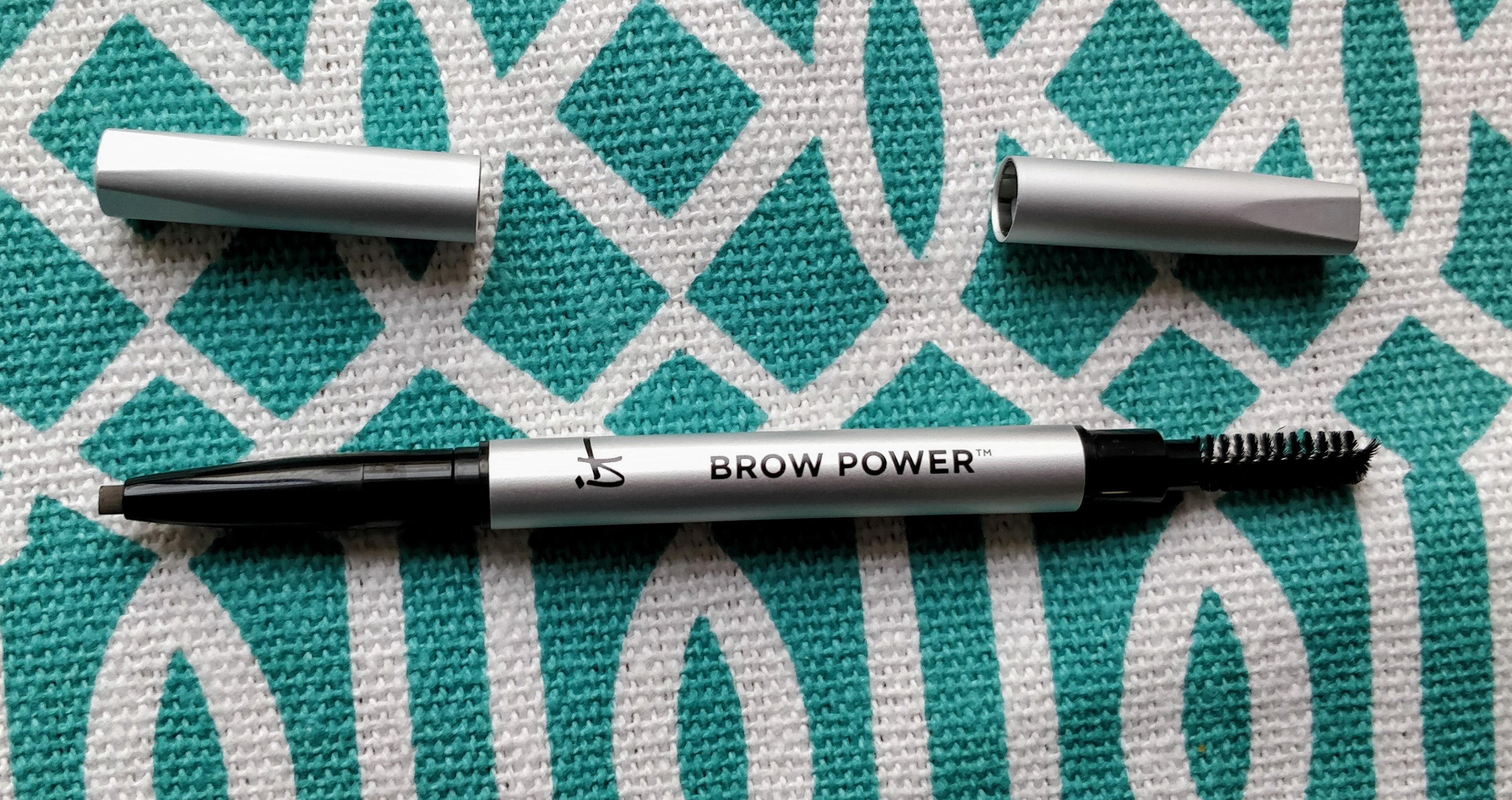 It Cosmetics - Brow Power Universal Eyebrow Pencil | lookingjoligood.blog