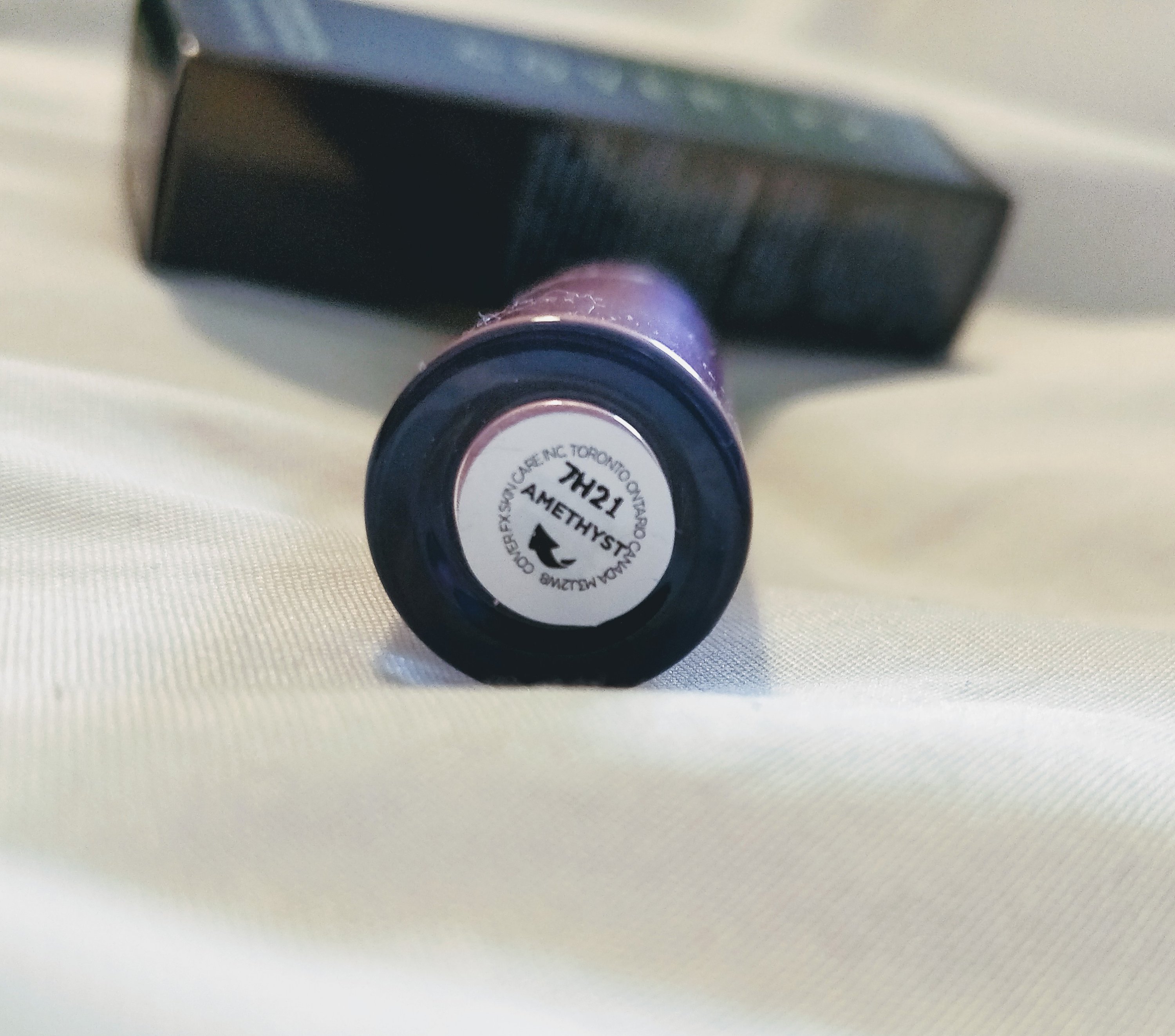 Cover fx shimmer veil boxycharm February 2018 | lookingjoligood.blog