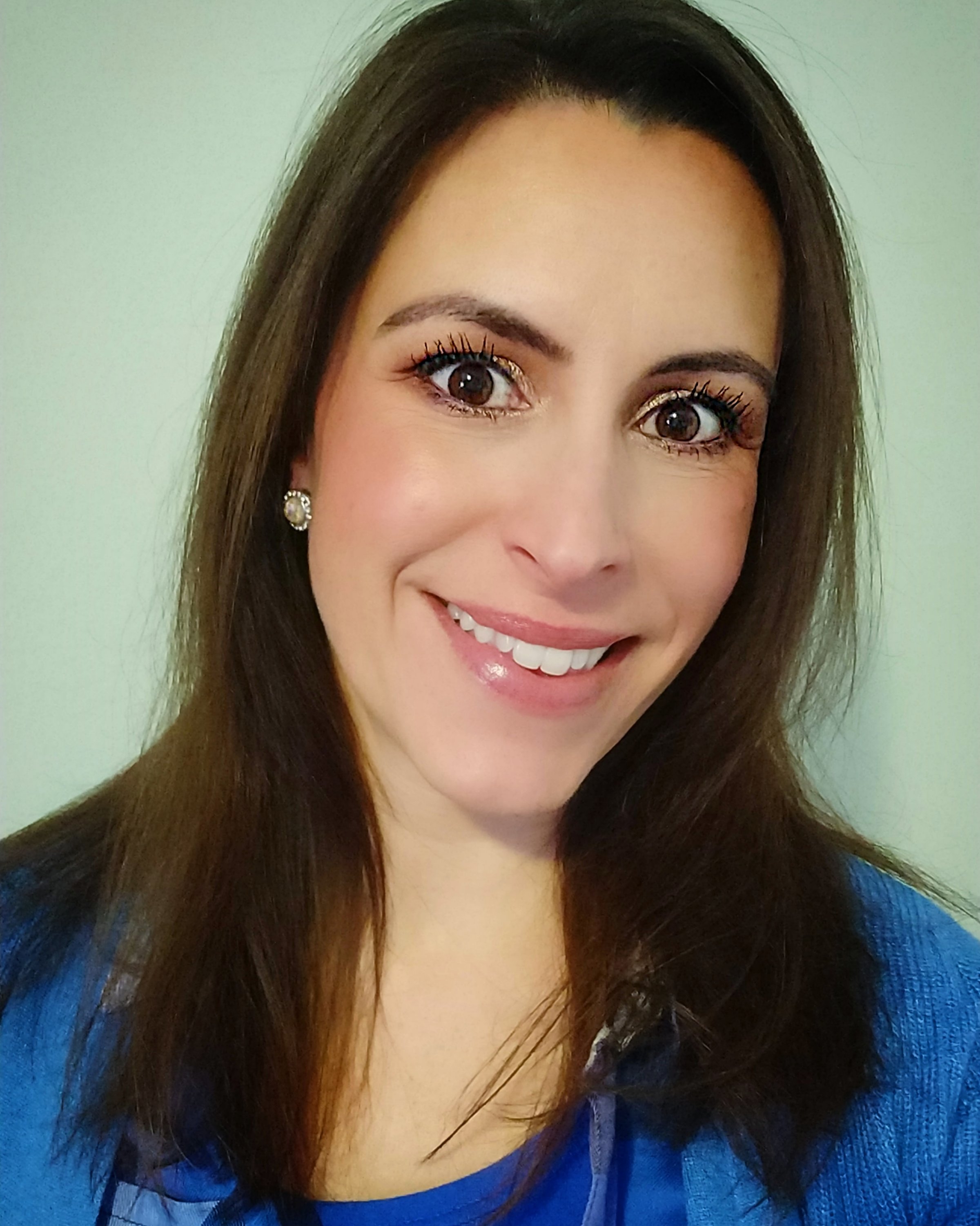 Laura Joli | lookingjoligood.blog