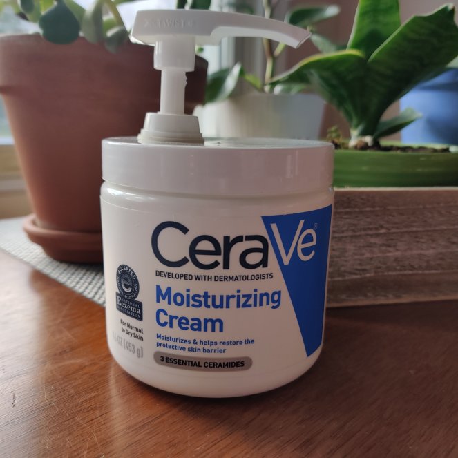 Cerave Moisturizing Cream | lookingjoligood.blog