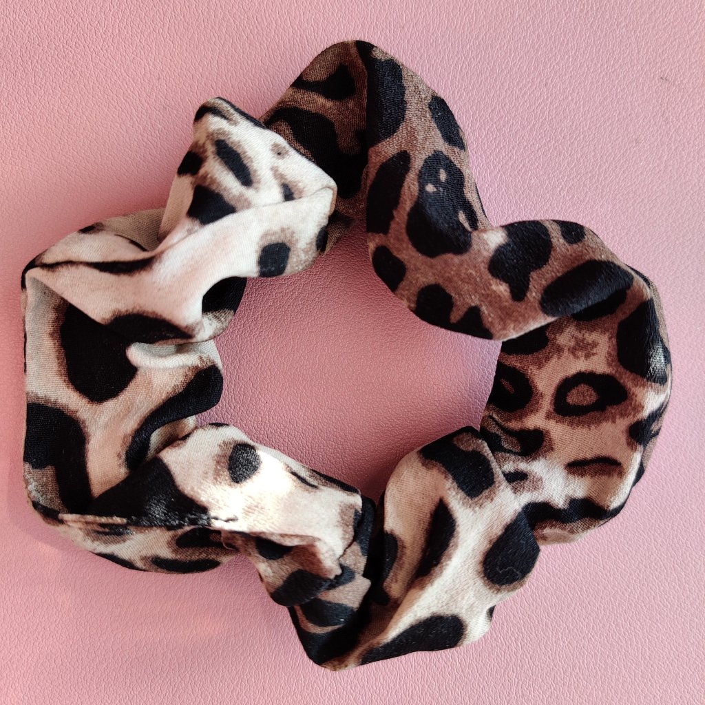 nOir Jewelry Ombre Leopard scrunchie | lookingjoligood.blog