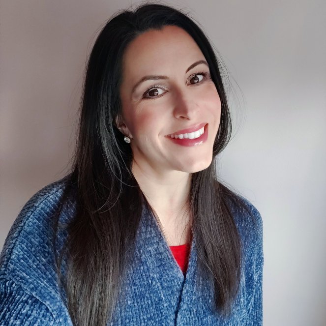 Laura | Lookingjoligood.blog